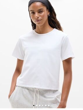 Athleta Essential Tee size L